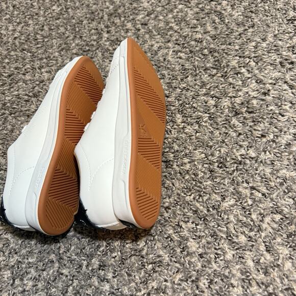 Kuru Shoes Womens 6.5 Roam Classic Court White Leather Sneakers Lace Up New - Picture 6 of 7